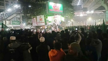 অবরোধ চালিয়ে যাওয়ার ঘোষণা ইনকিলাব মঞ্চের